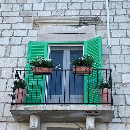 Апартаменты Casa Al Porto Джовинаццо Экстерьер фото
